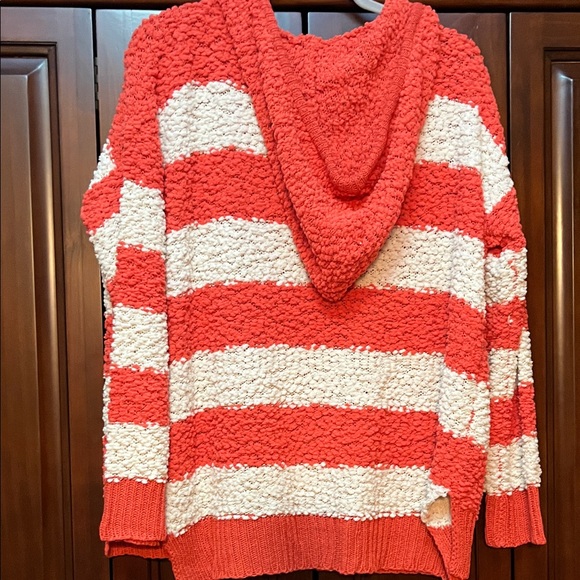Miracle Striped Hooded Sweater in coral - Picture 4 of 4